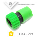 EM-F-B219 Connecteur de tuyau en plastique vert pour jardin